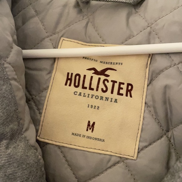 Woman - Picture 3 of 5